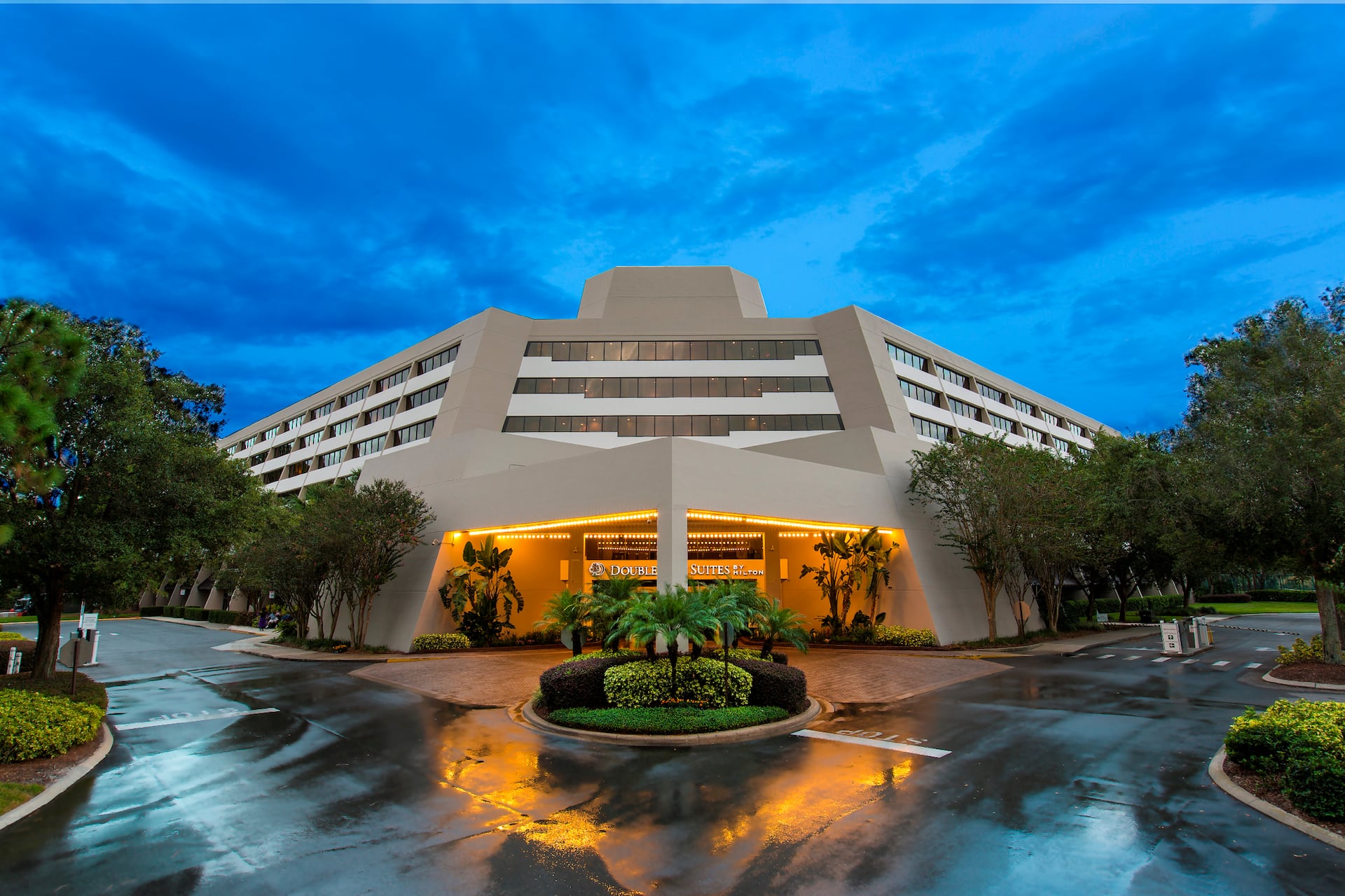 DoubleTree Disney Springs